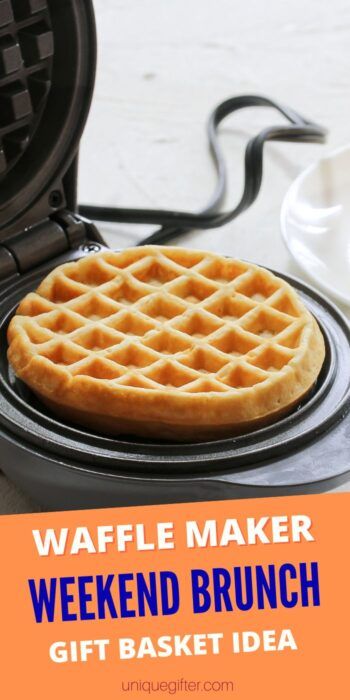 Weekend Brunch Basket Gift Idea - Unique Gifter Waffle Basket Gift Ideas, Brunch Basket Gift Ideas, Waffle Maker Gift Basket Ideas, Waffle Gift Basket Ideas, Breakfast Basket Ideas, Breakfast Basket Gift Ideas, Breakfast Gift Basket Ideas, Host Gift Basket, Brunch Basket