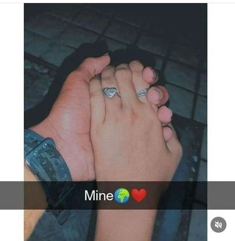 Fake Pic, Couples Dp, Lover Fashion, Amir Khan, Black Lover, Bff Hands Aesthetic, Recipe Baking, Girly Frame, Snap Snapchat