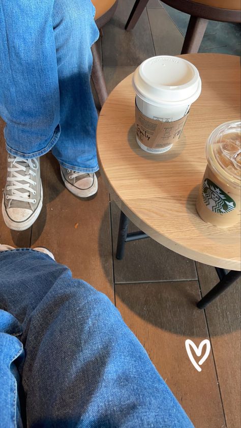 Coffee And Friends Aesthetic, Coffee Date With Friends Aesthetic, Coffee Aesthetic Friends, Cafe Study Aesthetic With Friends, Starbucks Pics Aesthetic, Pic Inspo Instagram Friends, Best Friend Date Captions, Coffee With Friends Instagram Story, Coffee Date With Best Friend