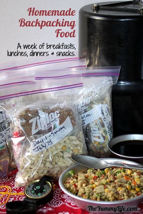 How to make and pack 7 days of healthy backpacking or camping breakfasts, lunches, dinners & snacks that fit in a bear barrel. Healthy Backpacking Food, Boil In A Bag Meals Camping, Backpacking Dinner Ideas, High Protein Backpacking Food, Freeze Dried Meals For Backpacking, Homemade Backpacking Meals, Diy Backpacking Meals, Canoe Camping Food, Camping Breakfasts