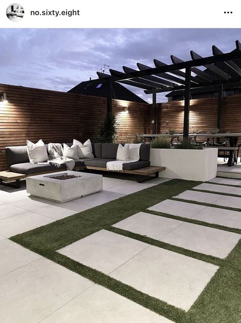 Night Time Vibes, Modern Backyard Landscaping, Back Garden Design, Landscaping Garden, Patio Garden Design, Backyard Remodel, Modern Backyard, Backyard Pool Designs, Outdoor Gardens Design