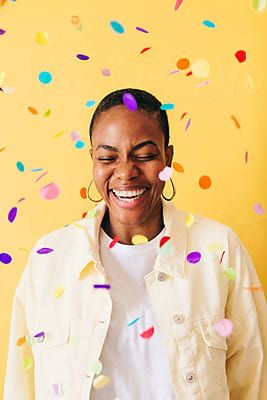 Colorful Photoshoot, Women Laughing, Headshots Women, Brand Photography Inspiration, Branding Photoshoot Inspiration, Happy Photography, Happy Photos, Photographie Portrait Inspiration, Happy Woman