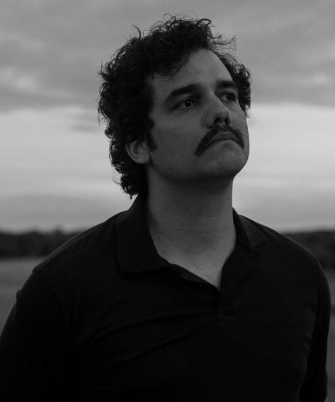 A B&W photo of Pablo Escobar's background consists of a single field. Pablo Escobar Poster, Mr Olympia Winners, Latino Aesthetic, Don Pablo Escobar, Pablo Emilio Escobar, Camisa Real Madrid, Thought Pictures, Bob Marley Art, Boxing Posters