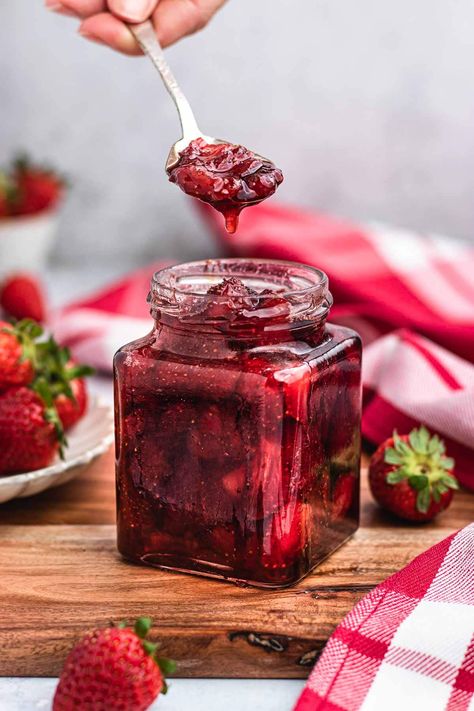 Strawberry Jalapeno Jam Recipe, Jalapeño Honey, Balsamic Jam, Strawberry Jalapeno Jam, Raspberry Jam Recipe, Roasted Strawberry, Jalapeno Jam, Homemade White Bread, Dinner Then Dessert