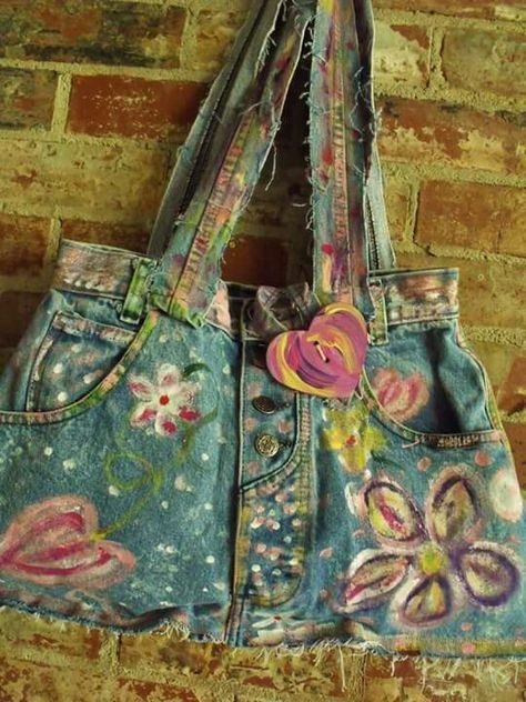 Cartera Refashioned Jeans, Painted Purses, Refashion Jeans, Artisanats Denim, Jeans Crafts, Jean Purses, Diy Sac, Jean Purse, Denim Handbags