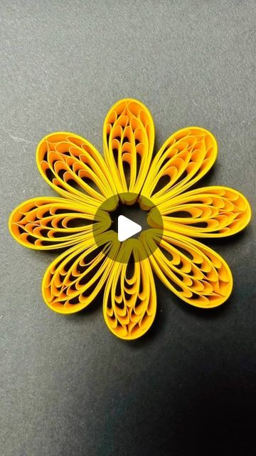 517 likes, 36 comments - mquilling2021 on July 10, 2023: "What could be a good name for this shape? Can you think of one? Or you might know the name already? Plz let me know. It’s another tutorial. It’s fun to make the shape. Why don’t you try? #quilling #paperart #artsandcrafts #quillingtutorials #quillingtutorial #퀼링 #퀼링배우기". Quilling Angels Tutorial, Beginner Quilling Ideas, Quilling Tutorial Step By Step, Paper Quilling Designs Creative, Flower Quilling, Quilling Wall Art, Art Quilling, Desain Quilling, Quilling 3d