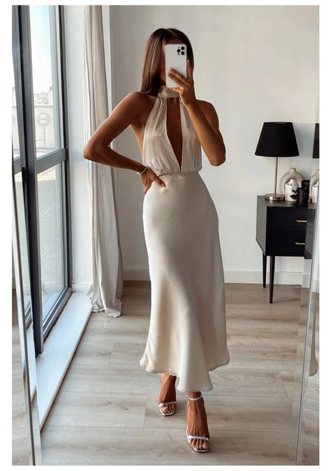 White Wedding Dresses Midi, Yasmin Devonport Outfits, Cocktail Dinner Dress, Cream Wedding Guest Dress, Posh Outfits Classy Chic, Engagment Dress 2024, Abroad Wedding Guest Outfit, White Bridal Outfits, Bridal Midi Dress