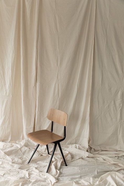 Ruangan Studio, Photography Studio Spaces, Photography Studio Decor, Photography Studio Design, Photoshoot Backdrops, Home Studio Photography, Studio Photography Fashion, Deco Studio, White Sheet