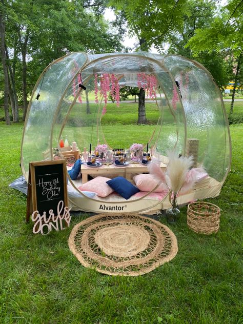 Pop Up Bubble Tent, Bubble Dome Tent, Bubble Tent Proposal, Pop Up Tent Picnic, Alvantor Bubble Tent Ideas, Igloo Date Night, Picnic Bubble Tent, Bubble Tent Birthday Party, Bubble Tent Decor