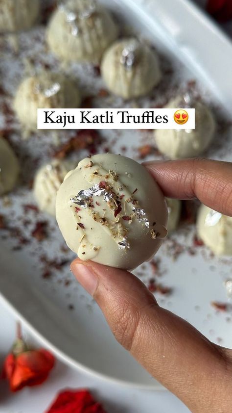 Kaju Katli Recipe, Kolkata Food, Fusion Desserts, Kaju Katli, Fusion Food, Indian Desserts, Happy Diwali, Very Happy, Kolkata