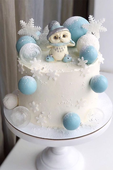 Winter Cake Ideas, Winter Cakes, Winter Wonderland Cake, Elaborate Cakes, Winter Party Themes, Blue Birthday Cakes, Winter Baby Shower Themes, Wedding Color Palettes, Christmas Cake Designs