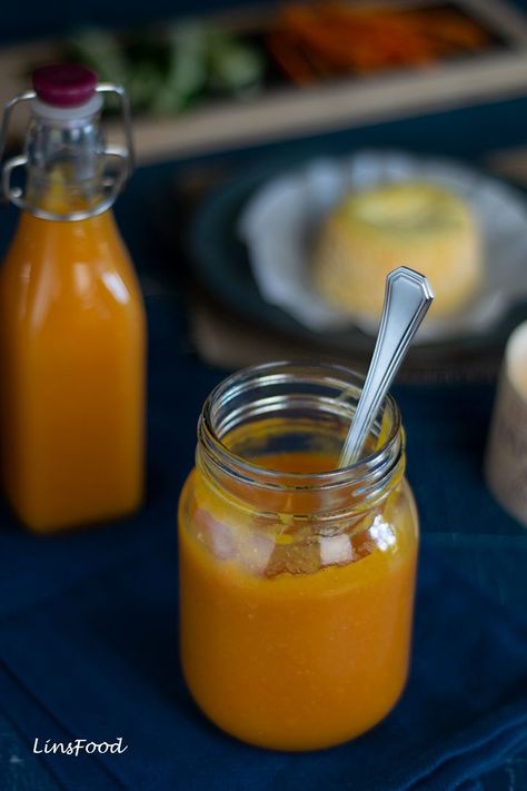 Peach Hot Sauce (Chilli Sauce with Fresh Peaches) Peach Hot Sauce Recipe, Sweet Hot Sauce Recipe, Peach Hot Sauce, Peach Sauce, Hot Sauce Recipe, Canning Peaches, Dried Peaches, Seasoning Blends, Chile Sauce