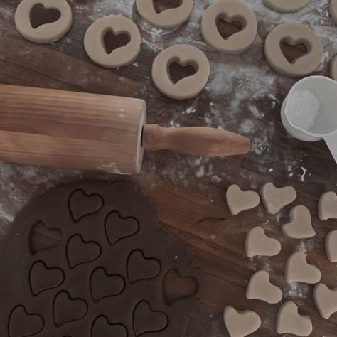 baking dark aesthetic inspo The Boy Is Mine, Brown Aesthetic, Guilty Pleasures, Dark Aesthetic, Baking