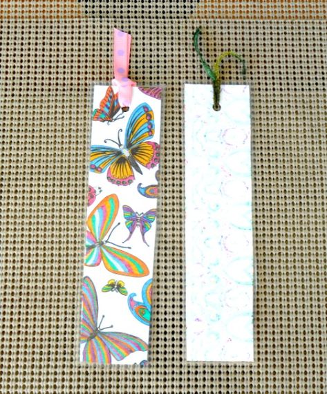 Craft Project: How to Make Laminated Bookmarks Laminate Paper Diy Ideas, Diy Bookmarks Laminate, Book Mark Size, Diy Laminated Bookmarks, Laminated Bookmarks Diy, Bookmarks Handmade Easy, Laminating Crafts, Laminated Bookmarks, Bookmarks Diy