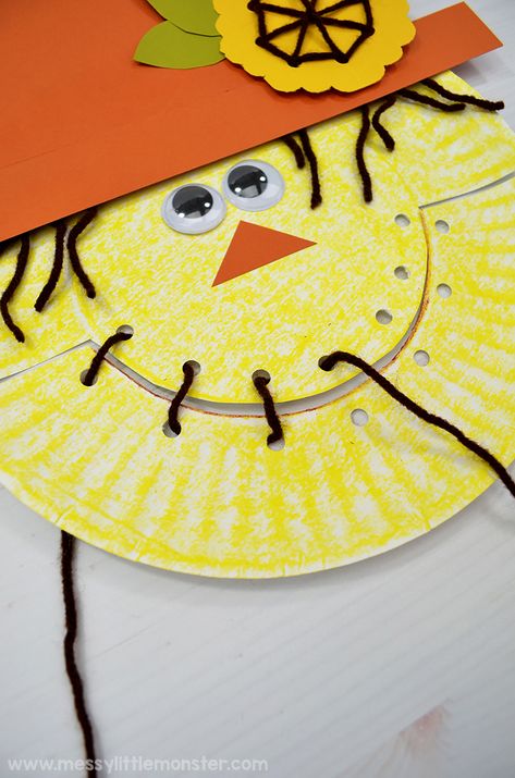 Paper Plate Scarecrow, Scarecrow Craft, Thanksgiving Crafts For Toddlers, Paper Plate Craft, Scarecrow Crafts, Activity For Preschoolers, Autumn Craft, Easy Thanksgiving Crafts, Paper Plate Crafts For Kids