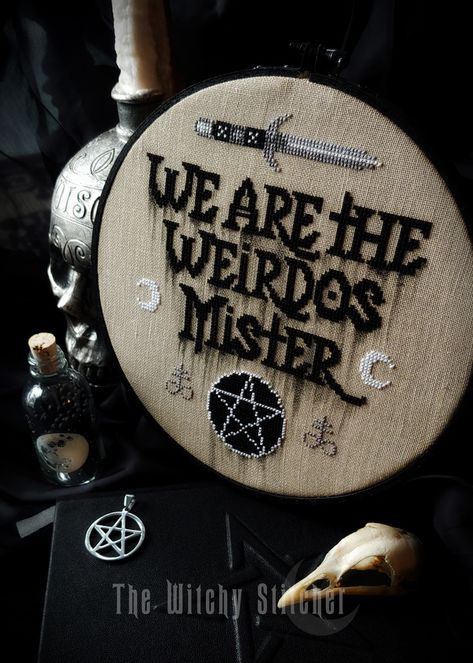 Nancy The Craft, We Are The Weirdos Mister, Gothic Cross Stitch, The Craft 1996, The Craft Movie, Skeleton Couple, Fancy Hands, Wiccan Witch, Gothic Cross