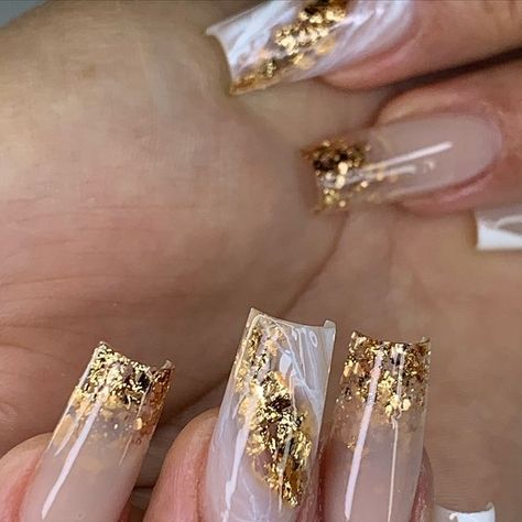 Baby Glitter Nails, Gold Quince, Baby Glitter, Glam Nails, Fashion Design Sketches, Design Sketch, Glitter Nails, Nail Design, All Fashion