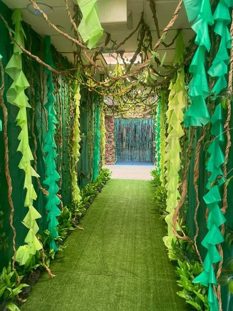 Shrek Homecoming Hallway, Adam And Eve Decorations, Jungle Pep Rally, Swamp Themed Party, Jungle Jam Vbs, Diy Swamp Decorations, Great Jungle Journey Vbs Decorations, Jungle Library Theme, Bayou Party Decorations