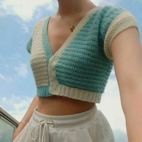 Leftover Yarn, Crochet Crop Top Pattern, Crop Top Pattern, Mode Crochet, Diy Vetement, Crochet Fashion Patterns, Crochet Cardigan Pattern, Nice Pictures, Crochet Top Pattern