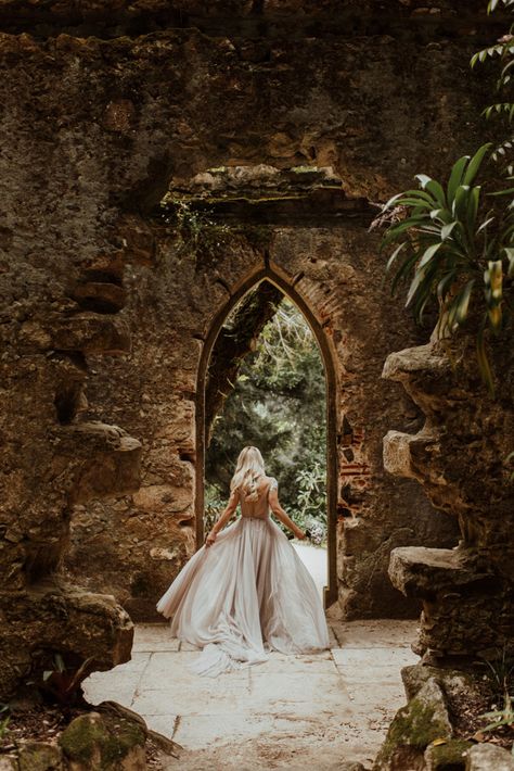 You're Not Dreaming - This Epic Sintra Elopement is 100% Real and 100% Gorgeous | Junebug Weddings South France Elopement, European Elopement, Castle Elopement, Winter Wedding Destinations, Portugal Sintra, Mallorca Wedding, Wedding Destinations, Lush Forest, Destination Bride