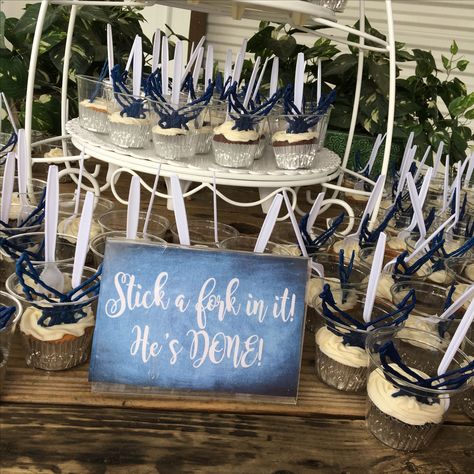 Air Force Retirement Party Ideas For Men, Retirement Cupcakes For Men, Retirement Party Cupcakes, Blue Retirement Party Decorations, Air Force Retirement Cupcakes, Air Force Retirement Ceremony Ideas, Air Force Cupcakes, Man Retirement Party Ideas, Navy Retirement Centerpieces