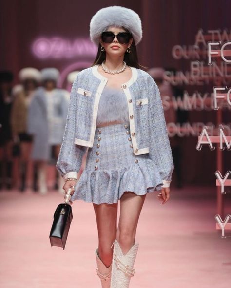 90s Runway Fashion, Runway Fashion Couture, Runway Outfits, Mode Chanel, Looks Chic, Mode Inspo, 가을 패션, Mode Vintage, Stage Outfits