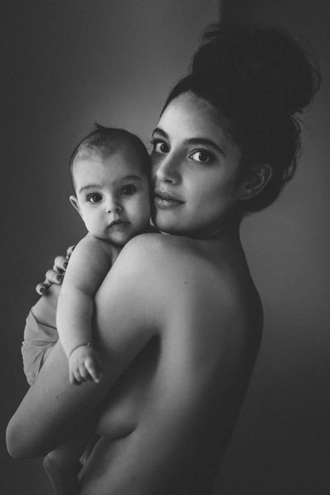 Elegant Maternity Motherhood Photography | Luxury Couple Family portraits | NYC Motherhood Photos, Mother Baby Photography, Mommy And Me Photo Shoot, Anniversary Couple, Family Photos With Baby, Boutique Studio, Luxury Couple, Newborn Family Photos, Newborn Baby Photoshoot