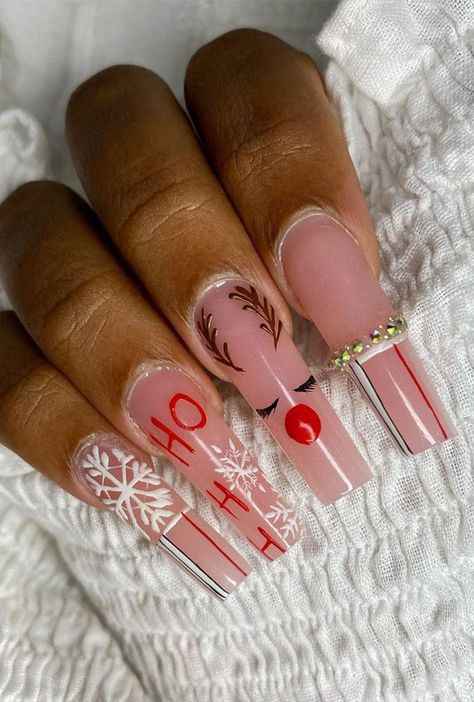 Festive Christmas Nail Designs, Bling Holiday Nails, Matching Christmas Nails, Christmas Nails Acrylic Coffin, Christmas Theme Nails, Christmas Themed Nails, Christmas Acrylic Nail Designs, Christmas Baddie Nails, Christmas Nail Sets