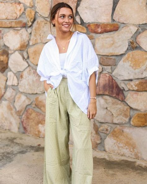 Martin’s Family Clothing on Instagram: "This outfit for spring💌🌿🌷 Shop in store and online!✨" Wide Leg Trousers Spring Outfit, Green Linen Cargo Pants Outfit, Linen Trousers Outfit Plus Size, Colored Linen Pants Outfit, Oversized Linen Pants Outfit, Sage Green Wide Leg Pants Outfit, Tops That Go With Linen Pants, Light Green Linen Pants Outfit, Wide Leg Trousers Outfit Spring