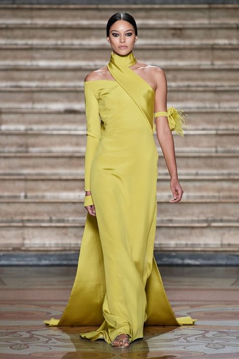 Antonio Grimaldi, 2022 Couture, Yellow Gown, Haute Couture Dresses, Fashion Attire, Yellow Fashion, Mellow Yellow, Fashion Show Collection, Vogue Paris