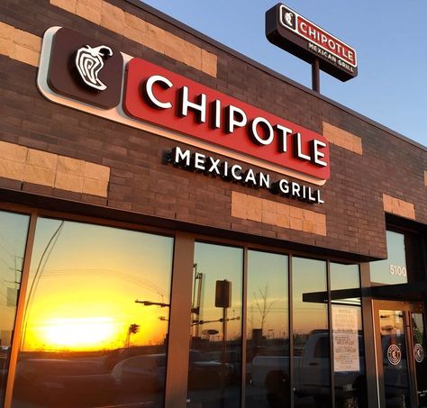 STOCK FALLS AFTER SICKNESS SCARE ... Chipotle Mexican Grill, Grill Stand, Oregon House, Mexican Grill, Grill Restaurant, Fast Casual, Cheese Salad, Company Culture, Casual Dining