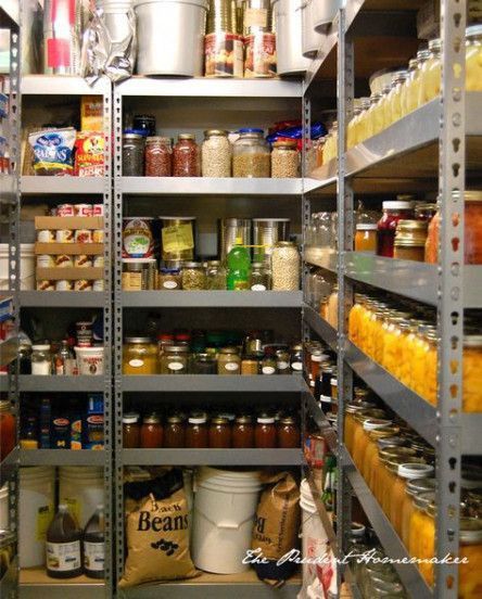 Gorgeous Pantry, Full Pantry, Citrus Fruit Salad, Stocked Pantry, Preppers Pantry, Pantry Food, Organized Pantry, Storage Pantry, Canned Food Storage