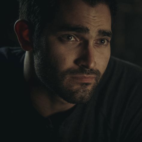 Derek Hale Icon, Derek Hale Aesthetic, Teen Wolf Season 3, Stiles Derek, Werewolf Aesthetic, Peter Hale, Teen Wolf Seasons, Allison Argent