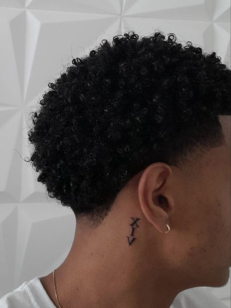 Ethiopian Hairstyles, Tapered Haircut Black, Low Taper Haircut, Taper Fade Afro, Afro Hair Fade, Curly Taper Fade, Temp Fade Haircut, Taper Fade Short Hair, Fade Haircut Curly Hair