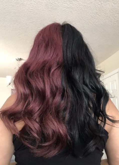 half maroon (redish pinkish) half black hair Dark Hair Split Dye, Split Dye Hair Ideas Purple, Dark Half And Half Hair, Split Dye Brown And Purple, Half Maroon Half Black Hair, Black And Burgundy Split Hair, Black Colorful Hair, Half Purple Half Red Hair, Half Brown Half Black Hair Split