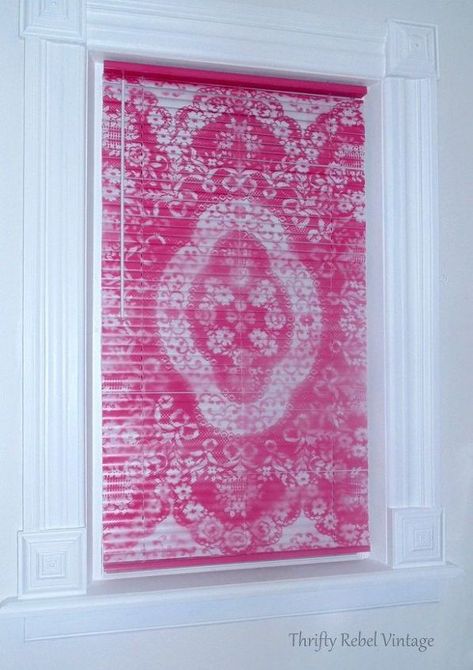 Vinyl Mini Blinds, Vinyl Blinds, Floor Makeover, Mother Daughter Projects, Lace Painting, Blinds Design, Diy Blinds, Mini Blinds, Wood Blinds