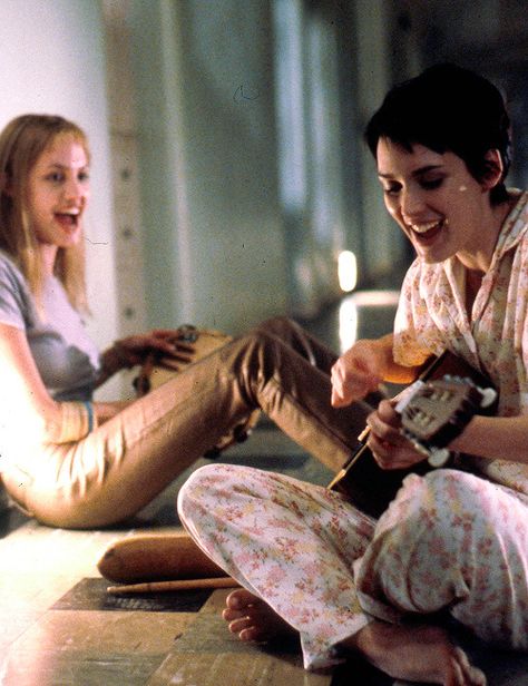 Indie Movie Posters, Girl Interrupted, Septième Art, Female Friendship, I Love Cinema, Indie Movies, Movies And Series, Winona Ryder, Foto Vintage