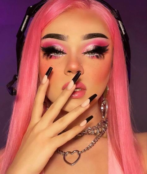 Antonio Garza, Vampire Bride, Cotton Candy Hair, Scene Makeup, Trending Hair, Candy Hair, Halloween Eye Makeup, Barbie Makeup, Chic Makeup