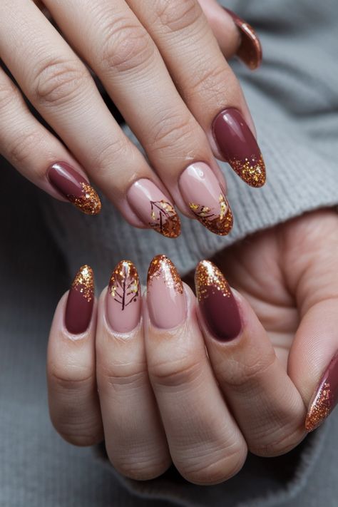 Get ready to dazzle this autumn with stunning glitter ombre nails that perfectly blend the rich hues of fall! This chic design features a gradient of warm colors transitioning into a sparkling glitter finish, making your fingertips a true statement piece. Embrace the festive spirit with these fall nail ideas that add a touch of glamour to your seasonal look. Shine bright and stand out! #FallNailIdeas #OmbreNails #GlitterNails #NailArt Daisy Acrylic Nails, Fall Nail Ideas, Chic Nail Art, Ombre Nails Glitter, Unique Fall, Glitter Ombre, Autumn Nails, Fall Nail, Sparkles Glitter