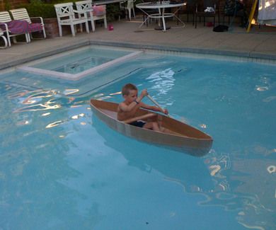 How to Make a Cardboard Canoe for Your Kids in the Pool Cardboard Canoe, Cardboard Box Boats, Cardboard Boat Race, Cardboard Boat, Make A Boat, Wooden Boat Building, Build Your Own Boat, Diy Boat, Boat Building Plans