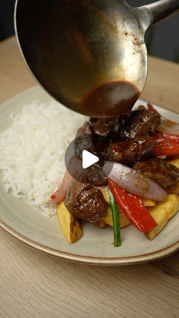 Peruvian Dishes, Lomo Saltado, Tasty Videos, May 13, Biscuits, Oregon, China, On Instagram, Instagram