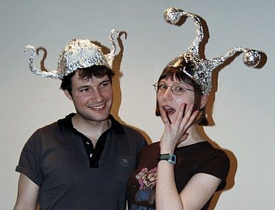 Happy Hats Tin Foil Crafts, Foil Hat, Alien Hat, Tin Foil Hat, Alien Party, Happy Hat, Alien Costume, Masked Ball, Halloween Zombie