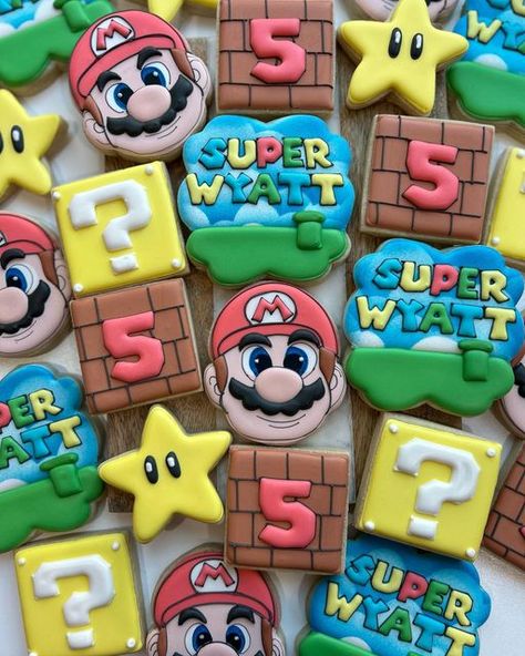 Mario And Luigi Decorated Cookies, Super Mario Bros Decorated Cookies, Super Mario Brothers Cookies, Mario Brothers Cookies Decorated, Mario Birthday Party Cookies, Mario Bros Cookies Decorated, Super Mario Sugar Cookies, Super Mario Bros Cookies, Super Mario Cookies Decorated