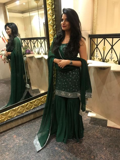 Green sharara Emerald Green Sharara, Bottle Green Sharara Suit, Dark Green Sharara, Lehanga Bridal, Green Sharara Suit, Sharara Outfits, Indian Clothes Women, Green Sharara, Desi Fits