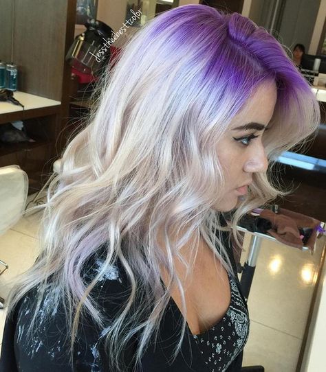 ash blonde hair with purple roots Dark Purple Roots Blonde Hair, Blonde Hair With Purple Roots, Purple Roots Blonde Hair, Blonde Hair Purple Roots, Blonde Hair With Purple, Purple Roots, Purple Hair Ideas, Hair With Purple, Pastel Purple Hair