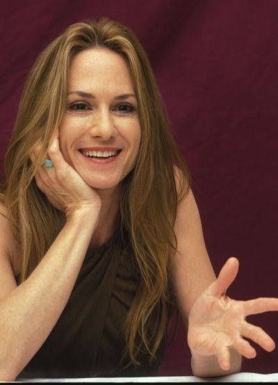 Holly Hunter U Cut Hairstyle, Holly Hunter, Red Hair Looks, Luscious Hair, Hairstyles For Women Over 50, Dirty Blonde, Women Over 50, Interesting Faces, Female Images