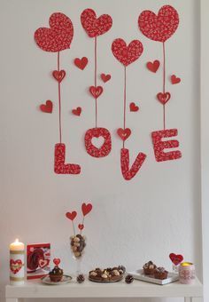 Home Decor For Valentines Day, Mother's Day Home Decoration, Diy Valentines Wall Decorations, Valentines Wall Decorations, Ideas For Mothers Day Decorations, Valentine Diy Crafts Home Decor, Hanging Hearts Decoration Diy Crafts, Valentine Home Decor Diy, Diy Anniversary Decorations At Home