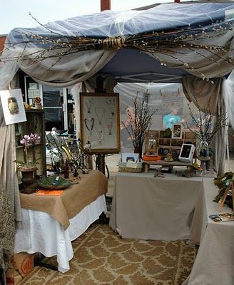 "fairy" tent at the Alberta Art Hop *note the rug, the swag of twigs and curtains on the sides, makes te difference between a sale and a look I think.  Good Job!!! Art Fair Booth, Vendor Booth Display, Flea Market Booth, Jewelry Booth, Craft Show Booths, Stand Feria, Craft Show Booth, Festival Booth, Craft Booth Display