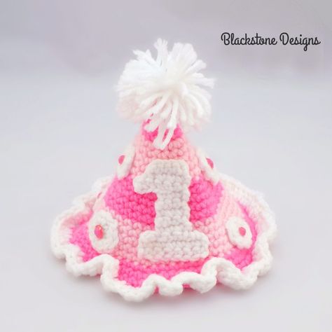 Party Hat Pattern, Party Hat Craft, Crochet For Babies, Crochet Birthday, Crochet Party, Cat Hat Pattern, Dog Party Hat, Crochet Numbers, Creative Crochet