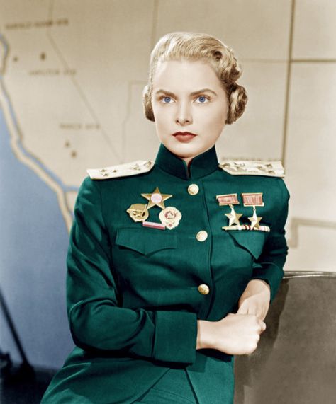 Janet Leigh in: Jet Pilot (Dir. Josef von Sternberg, 1957). Jet Pilot, Janet Leigh, Female Pilot, Female Soldier, Red Army, Military Uniform, Hollywood Stars, Military Fashion, American Actress